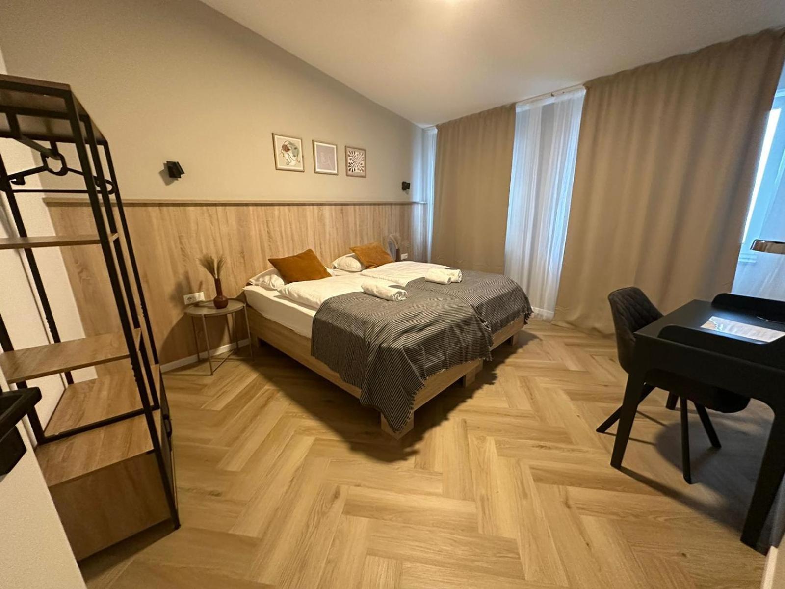 อพาร์ตเมนต์ ซิตี้ เลเนาชตราสเซอ Aparthotel ฮันโนเวอร์ ภายนอก รูปภาพ